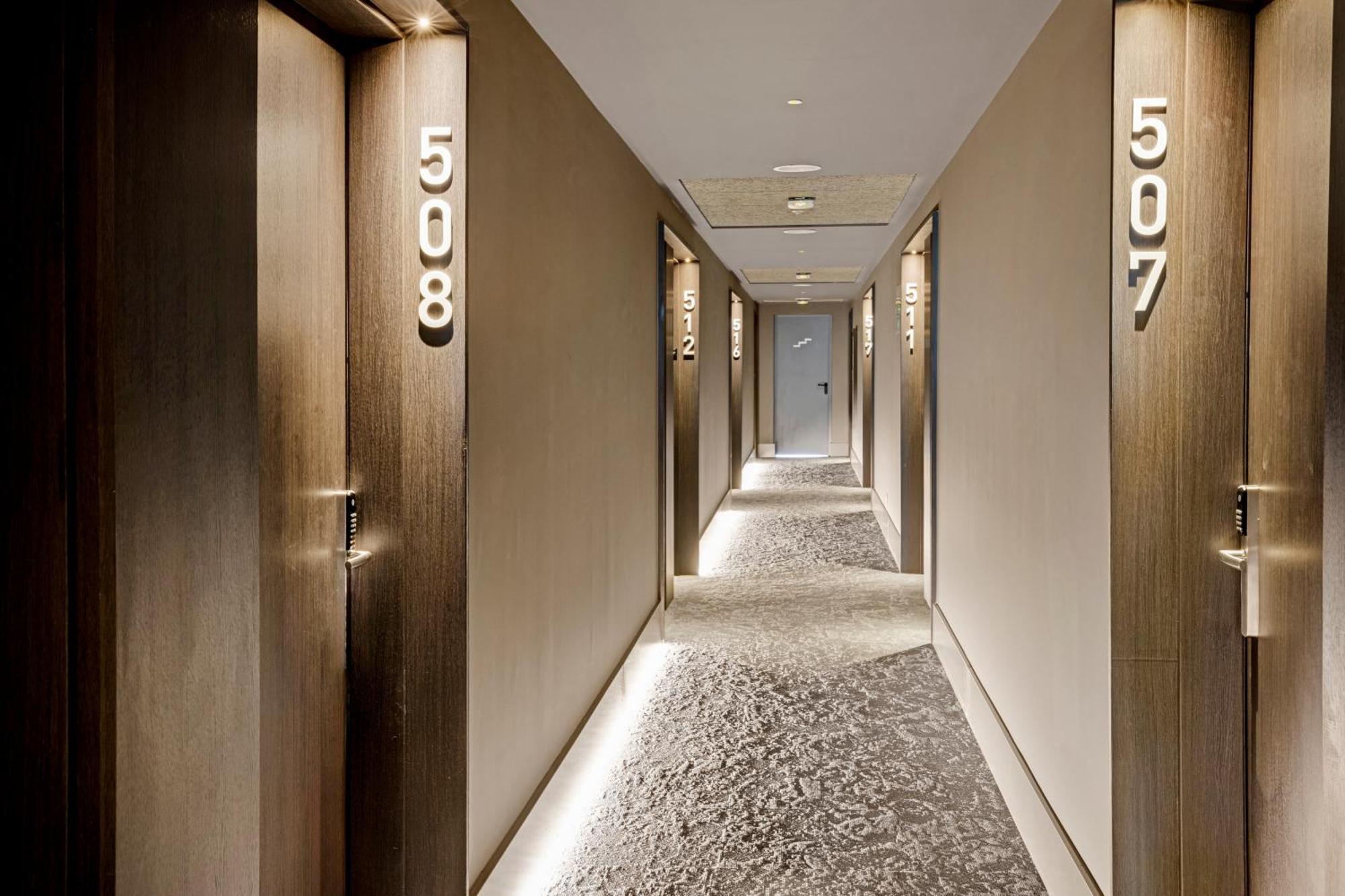 B&B Hotel Madrid Трес-Кантос Екстер'єр фото